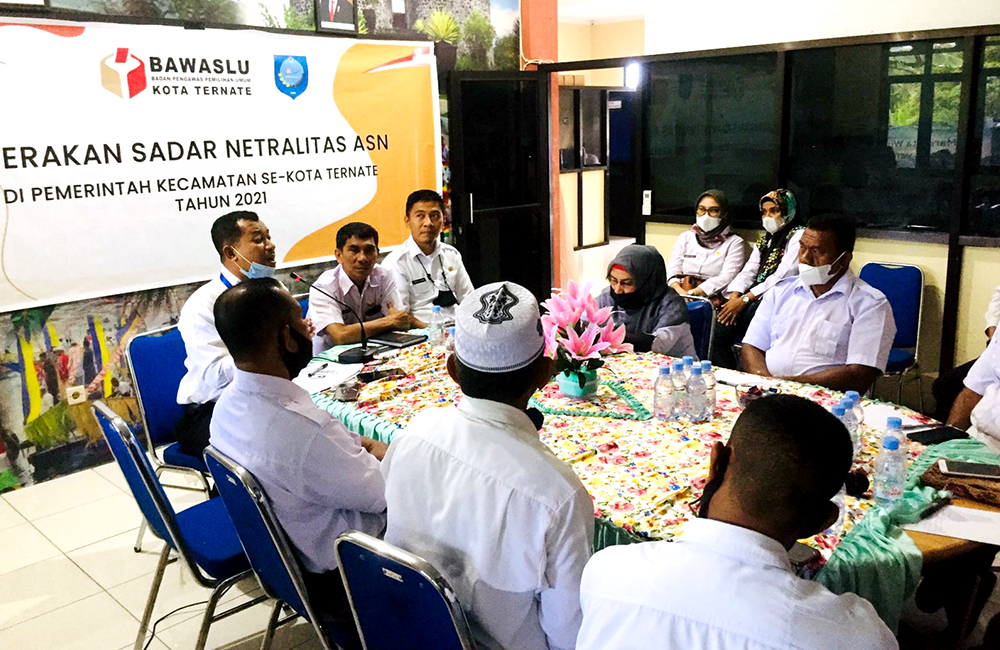 Bawaslu dan BKPSDM Kota Ternate Gelar Sosialisasi Netralitas ASN