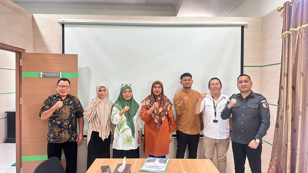 Suasana sosialisasi Kompetisi Debat Penegakan Hukum Pemilu (PHP) VI Antar Perguruan Tinggi Se-Indonesia oleh Bawaslu Kota Ternate di Institut Agama Islam Negeri (IAIN) Ternate