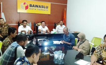 Bawaslu Ternate Gelar Rapat Bahas Pengelolaan JDIH