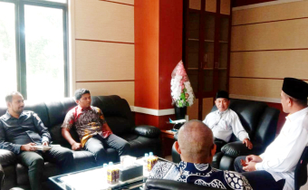 Rektor Unkhair : Kami Akan Siapkan Mahasiswa Ikut KKN Tematik di Bawaslu Ternate