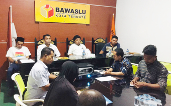 Bawaslu Ternate Gelar Pelatihan Pengelolaan PPID